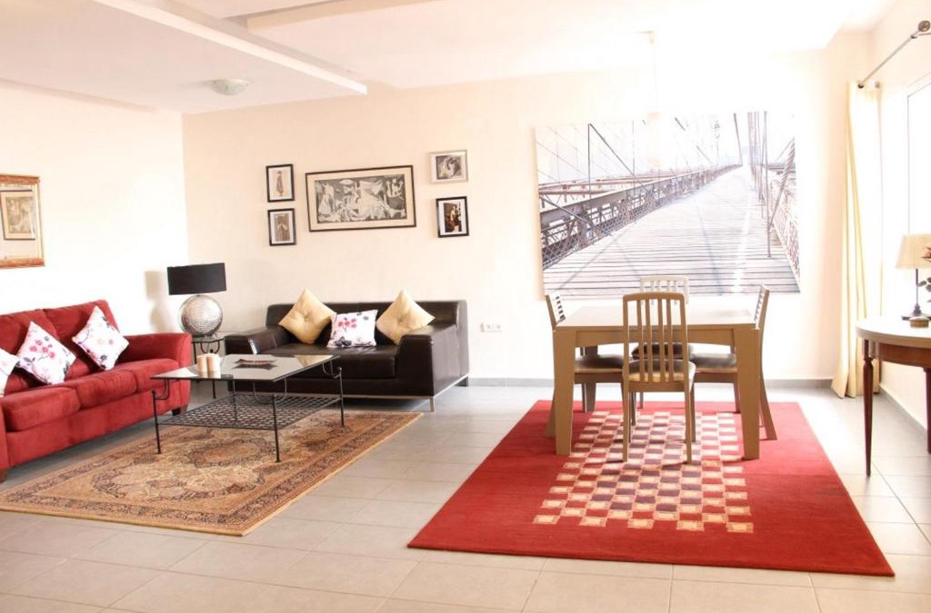 Cite El Houda Apartment | Spacious and comfortable apartment with pool