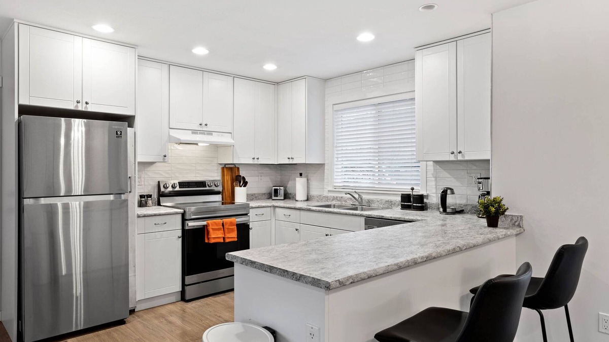Kamloops House | Spacious and Modern 3 Bedroom