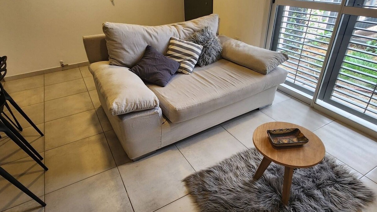 Las Heras Apartment | Spacious and modern apartment in Mendoza.