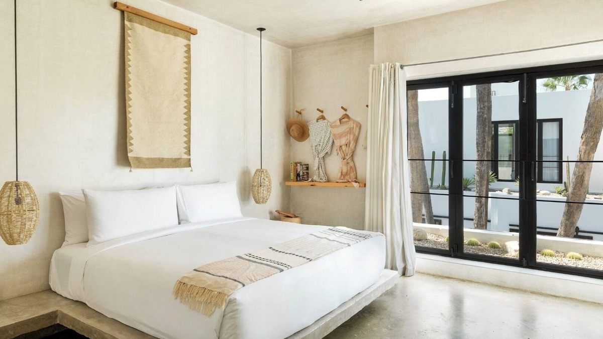 San Jose del Cabo Hotel | Spacious and Minimal Boho Rooms in DT San Jose