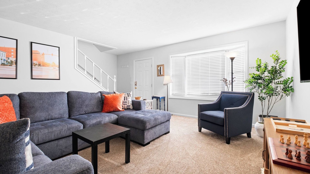 Auburn - Opelika Condo | Spacious and Quiet 2BR/2.5BA Townhouse Close to Toomer’s & Auburn University