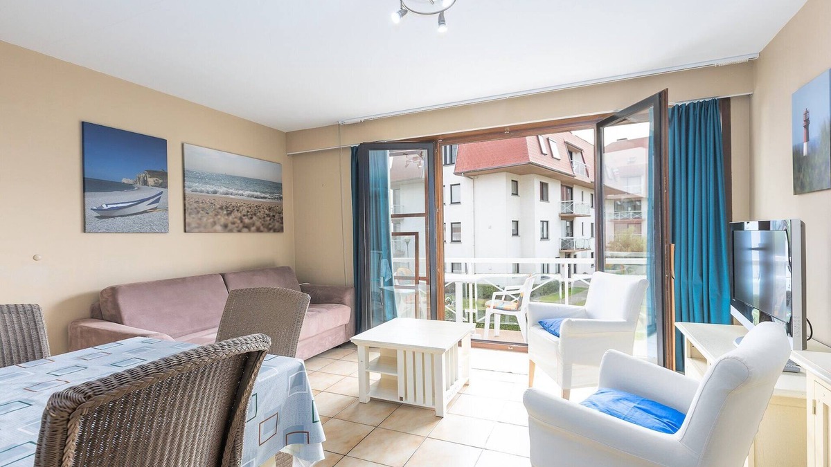Middelkerke Apartment | Spacious apartment with view