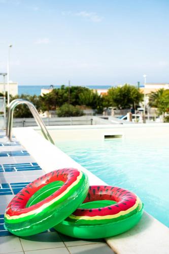 Alcamo Marina Apartment | Spacious apartment in Alcamo Marina 90 m² with shared pool