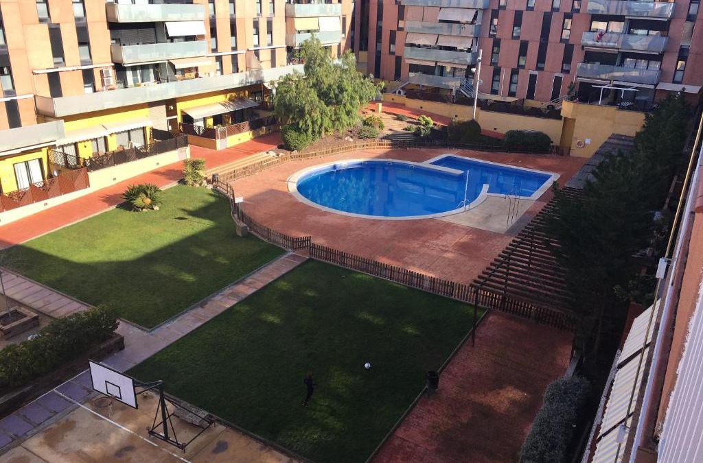 Terrassa Apartment | Spacious Apartment in Terrassa with Shared Pool, 85 m²