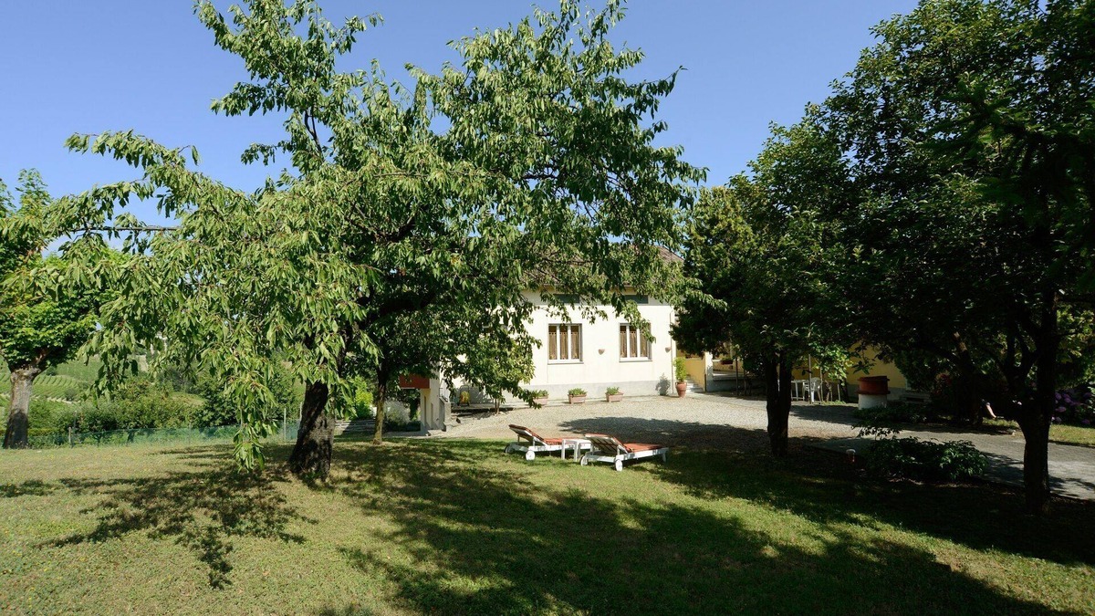 Castellero Apartment | Spacious apartment set in the Canelli hills between the Langhe and Monferrato