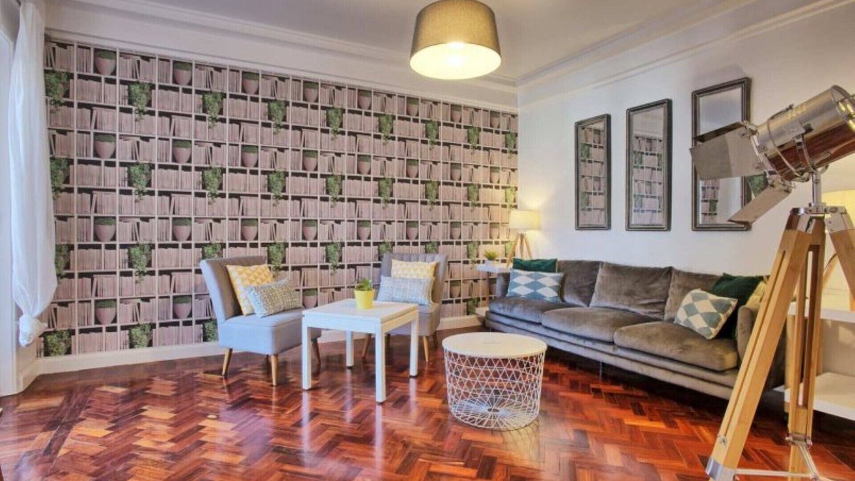 Lisbon Old Town Apartment | Spacious apartment with terrace in the center of Lisbon