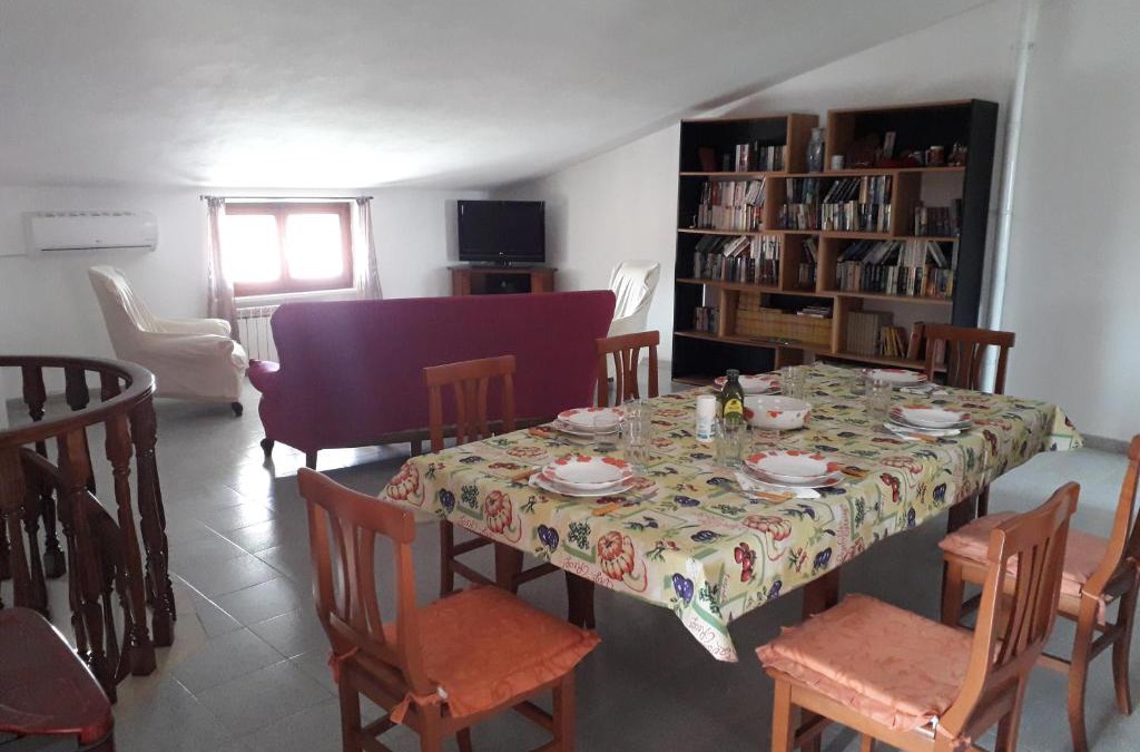 Olmedo Apartment | Spacious attic apartment