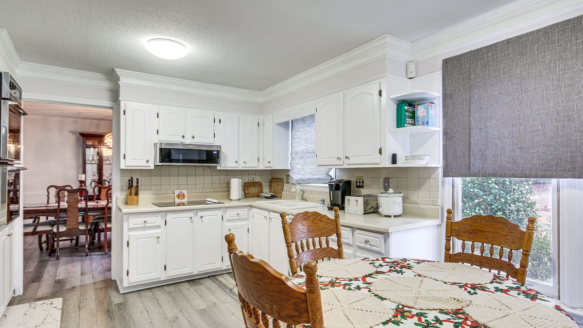 Augusta House | Spacious Augusta Home Near Golf, Shopping & More!