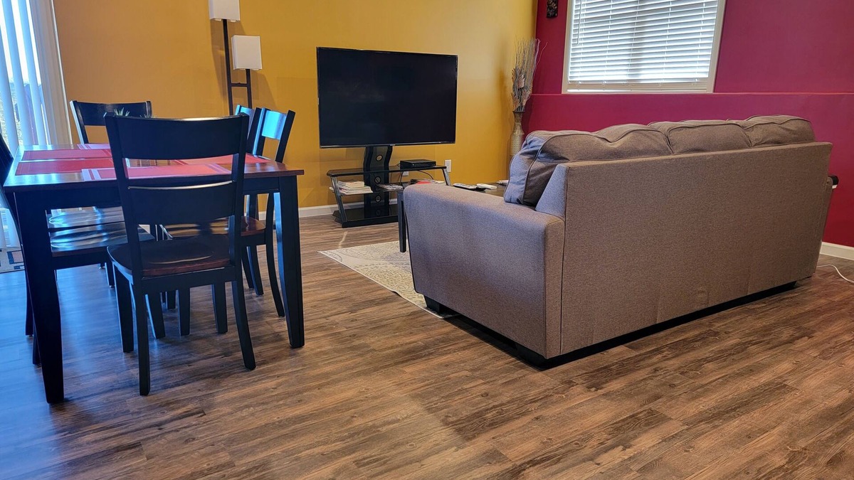 Verona Apartment | Spacious Basement Apartment near Epic and Madison