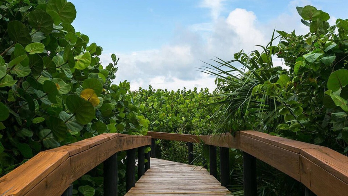 Fort Pierce Shores Condo | Spacious Beautiful Beach Side Condo