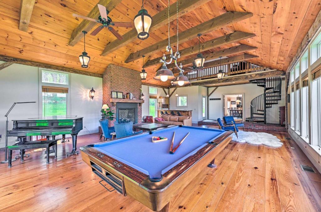 Great Barrington House | Spacious Berkshires Retreat about 3 Mi to Skiing!