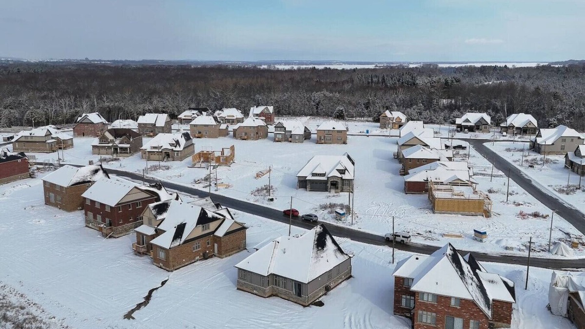 Carrying Place Apartment | Spacious Brand New 4-Bed Retreat in Quinte West