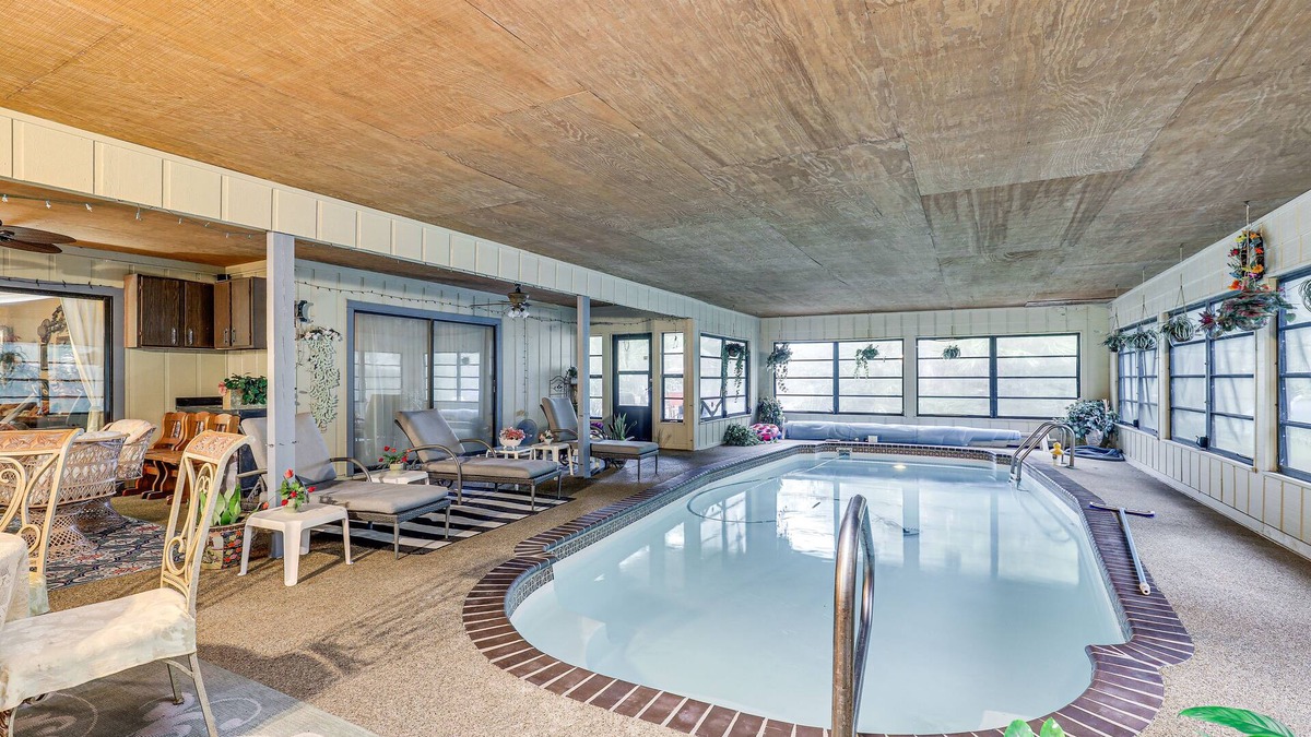 Limona Improvement House | Spacious Brandon Home: 10 Mi to Downtown Tampa!
