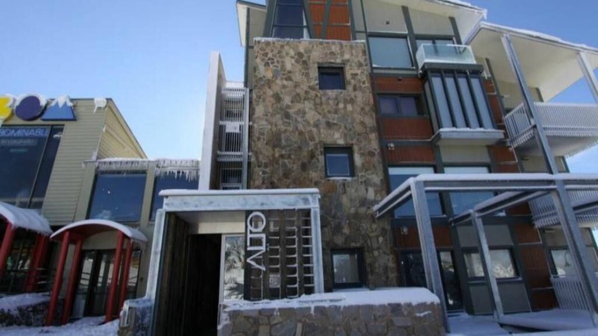 Mount Buller Apartment | Spacious bright apartment in fabulous location