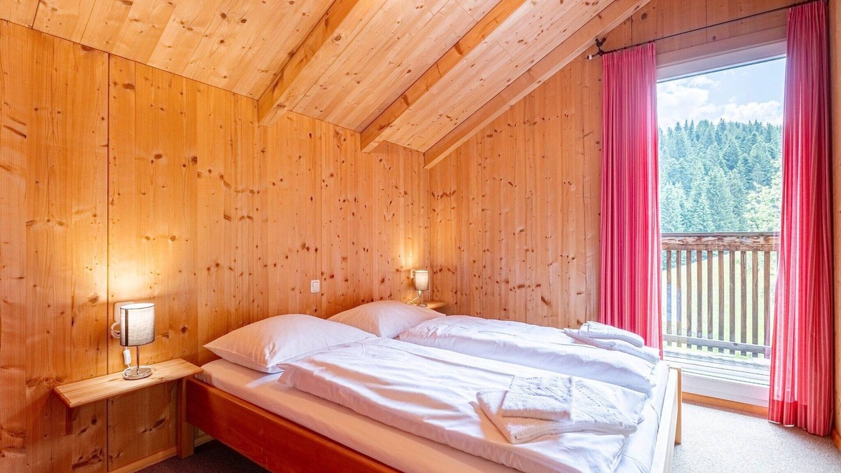 Annaberg im Lammertal Ski Chalet | Spacious Chalet in Annaberg-Lungötz with sauna