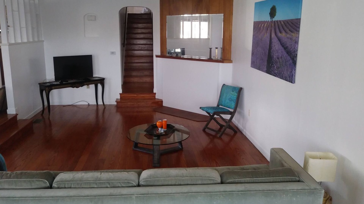 Richmond Annex House | Spacious Charmer East Bay Home for up to 11 people. 寬大迷你风格