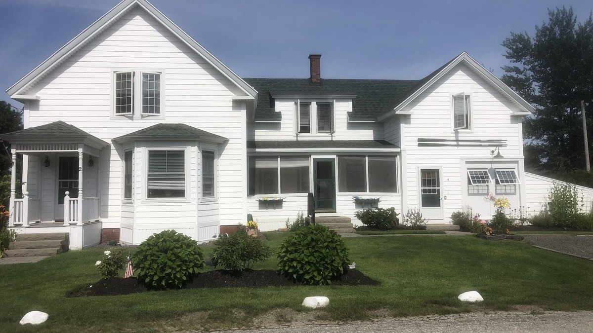 Pine Point House | Spacious Charming Remodeled Pine Point Beach House Steps to Sandy Beach