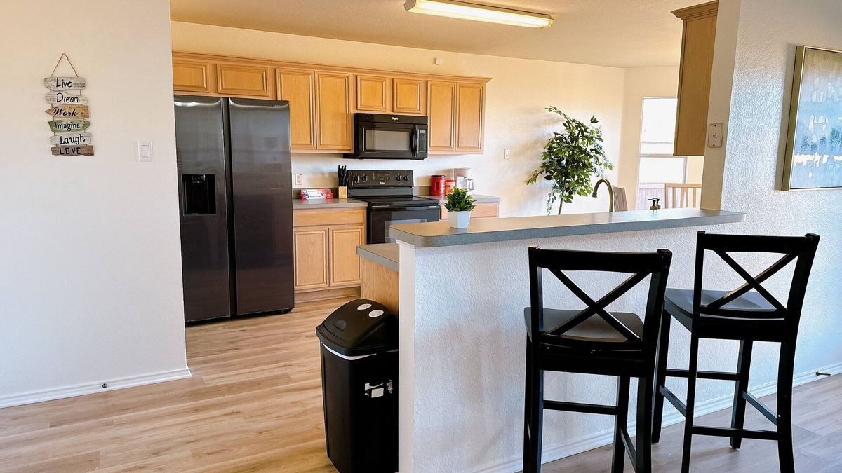 South Arlington House | Spacious & Comfy Home , Pets Friendly