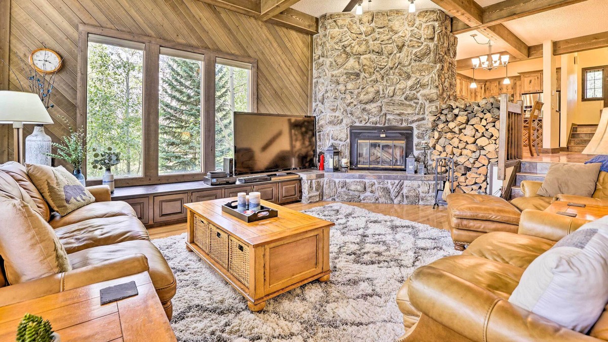 Summit Cove Condo | Spacious Condo < 4 Mi to Keystone Resort!