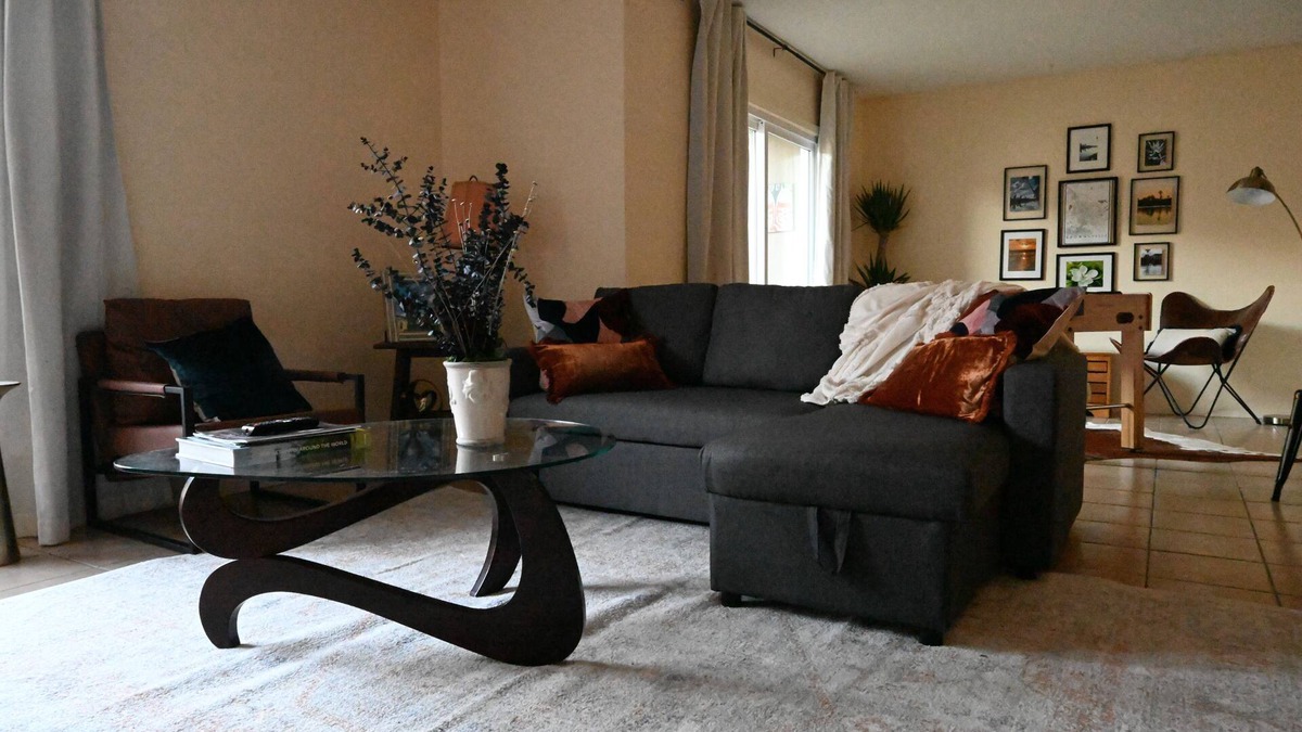 Brownsville Condo | Spacious Condo with game room, office and large kitchen. 5 min. to Sunrise Mall!