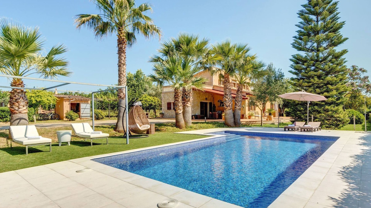 Biniali Villa | Spacious country house with pool & garden - Villa Es Vinyo