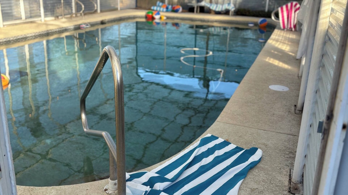 Austin House | Spacious country oasis:Swim,BBQ, Relax! Convenient to venues in AUS/Hill Country