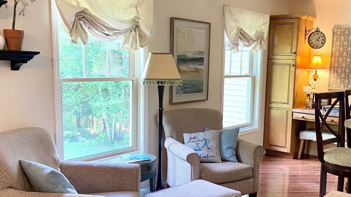 St Ignace House | Spacious, Cozy 4-bedroom house with AC in St. Ignace
