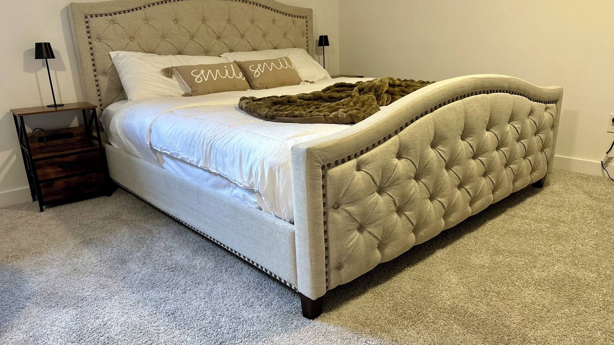 Clarence-Rockland House | Spacious Cozy Suite - Private Bath - King Bed - Free Parking - Self Check in