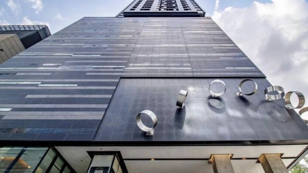 Downtown Montreal Condo | Spacious Cozy & LuxuriousnCondo, 2 bed 2 bath