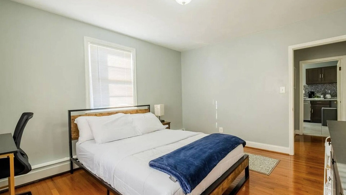 Woodlawn Apartment | Spacious Cozy Two bedroom Apt
