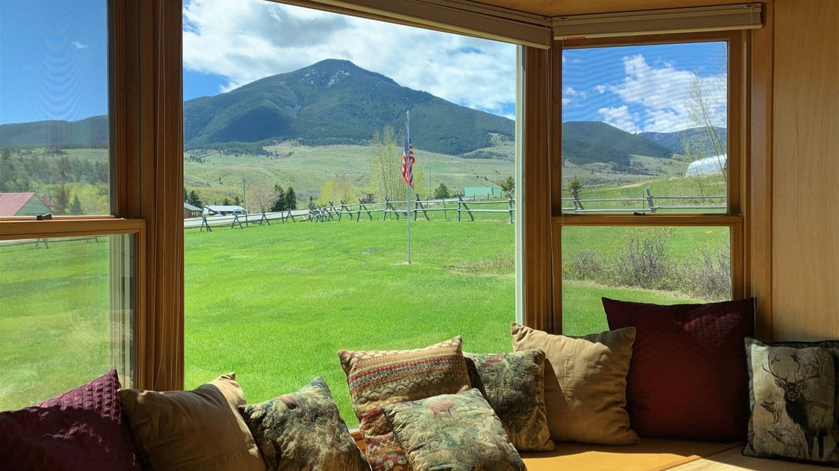 Red Lodge House | Spacious, Dog Friendly with Hot Tub - Elk Ridge