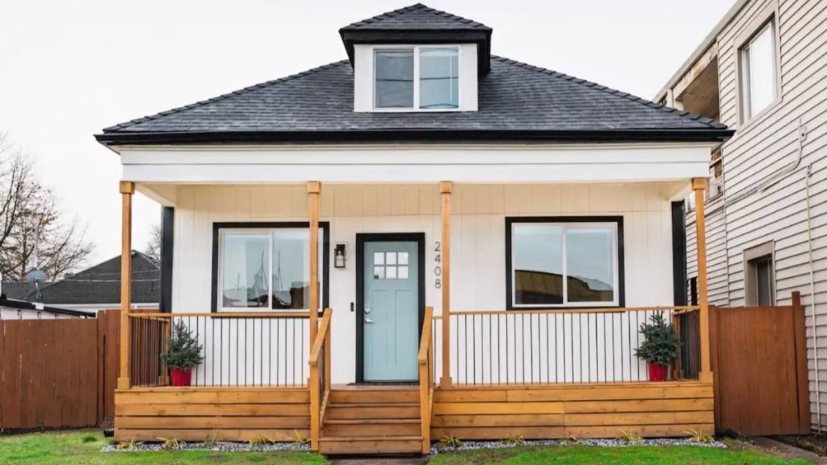 Central Tacoma House | Spacious Downtown 4BD House 8 min from Ruston Way Waterfront!