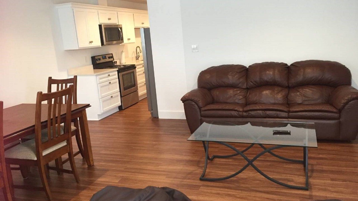 Bloomington Condo | Spacious downtown delight, campus access