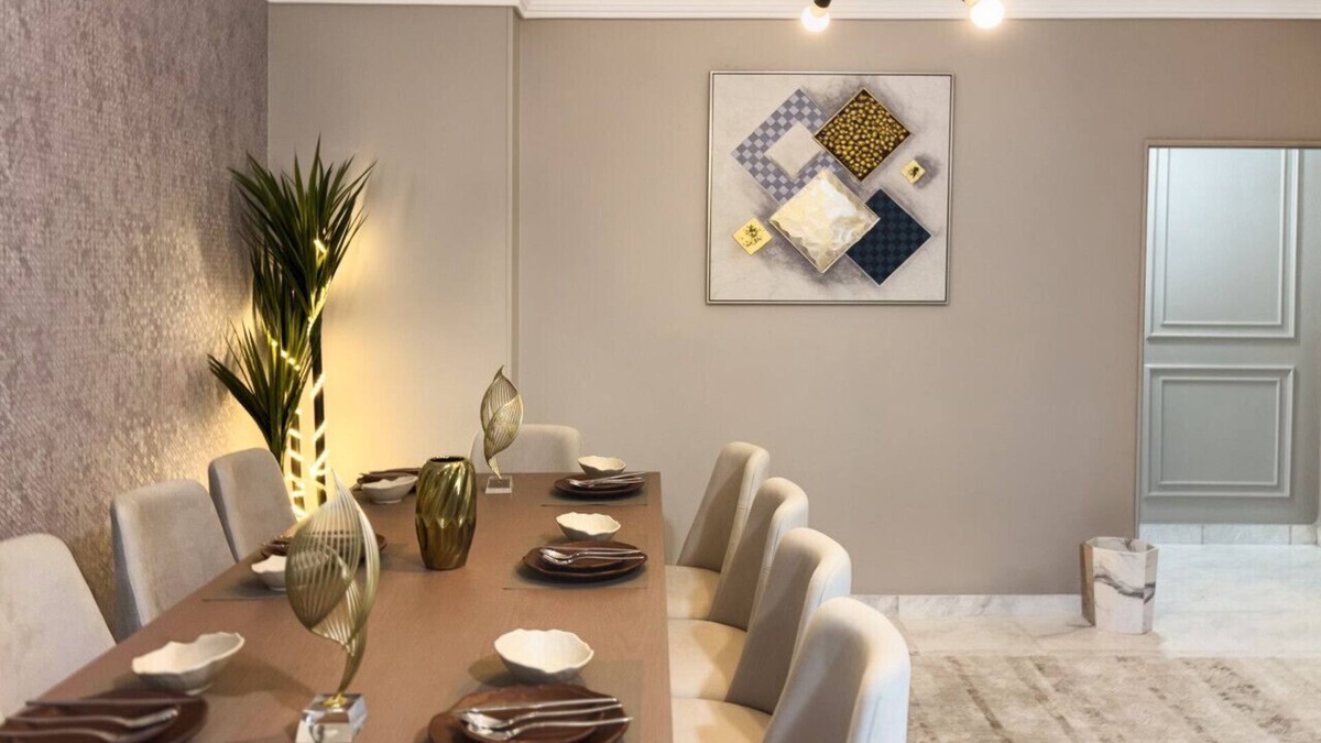 Nasr City House | Spacious 3BR Near Airport + City Stars + Pyramids| Sleeps 10