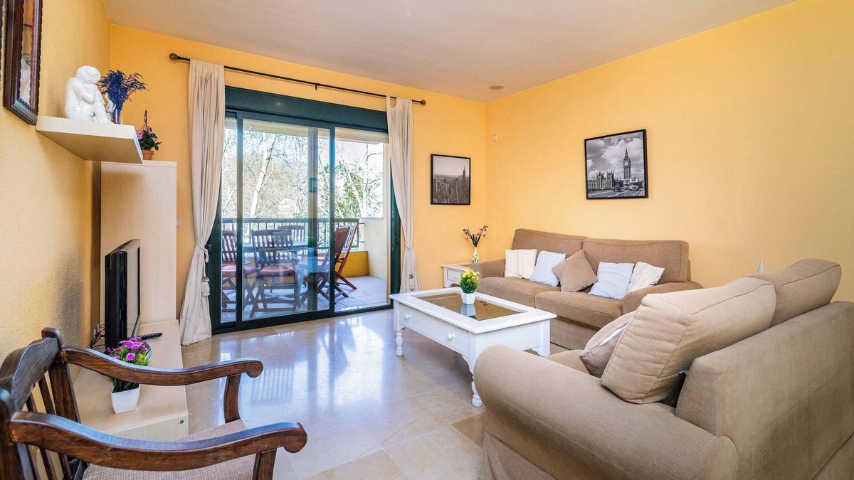 San Pedro de Alcantara Apartment | Spacious, Central and Modern Apartment in Marbella