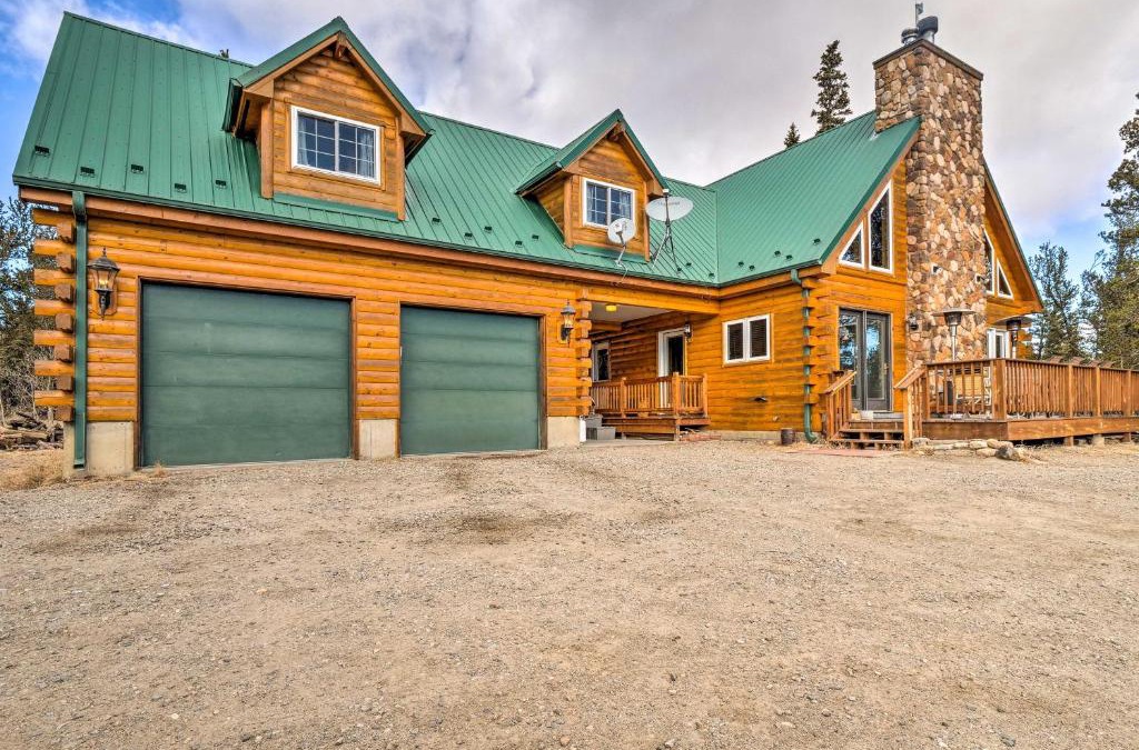 Warm Springs House | Spacious Fairplay Cabin with Deck and Dry Sauna!