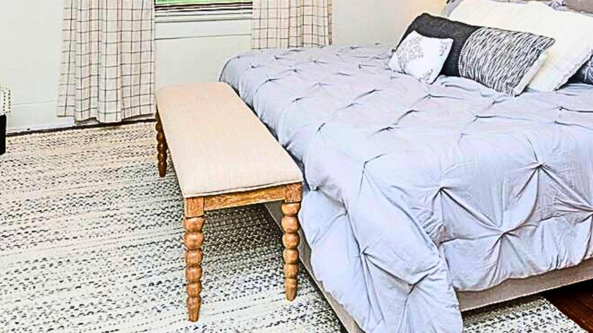 Herron Morton House | Spacious Family-Friendly Downtown Oasis ~ Hot Tub!