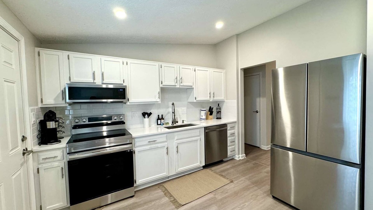 Fishers House | Spacious Family Retreat!