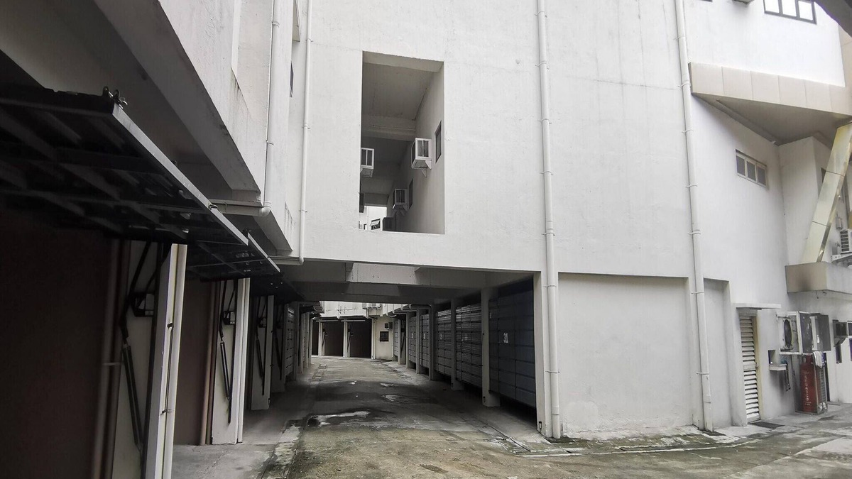 Angeles City House | Spacious Family Spot by Clark Airport