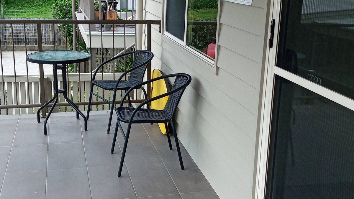 Nambour Apartment | spacious flat with views in Nambour