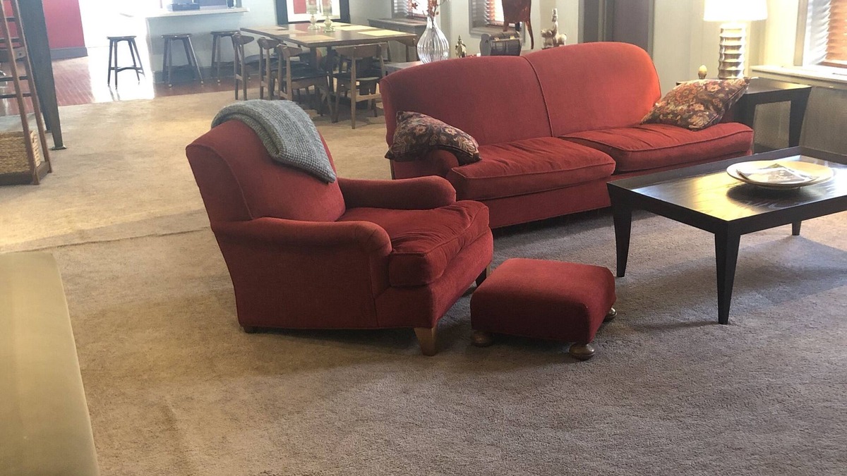 Historic Downtown Lancaster Apartment | Spacious Fully Furnished Apartment, over 2100 sq ft