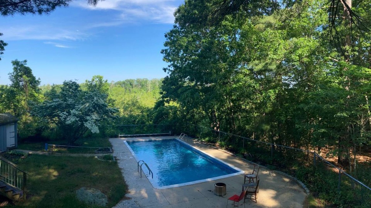 Cohasset House | Spacious Fully Loaded Retreat near forest, sea & easy access to Boston