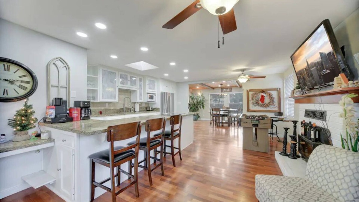 Ramona Cabin | Spacious Gated Modern Cabin - Lots of Amenities