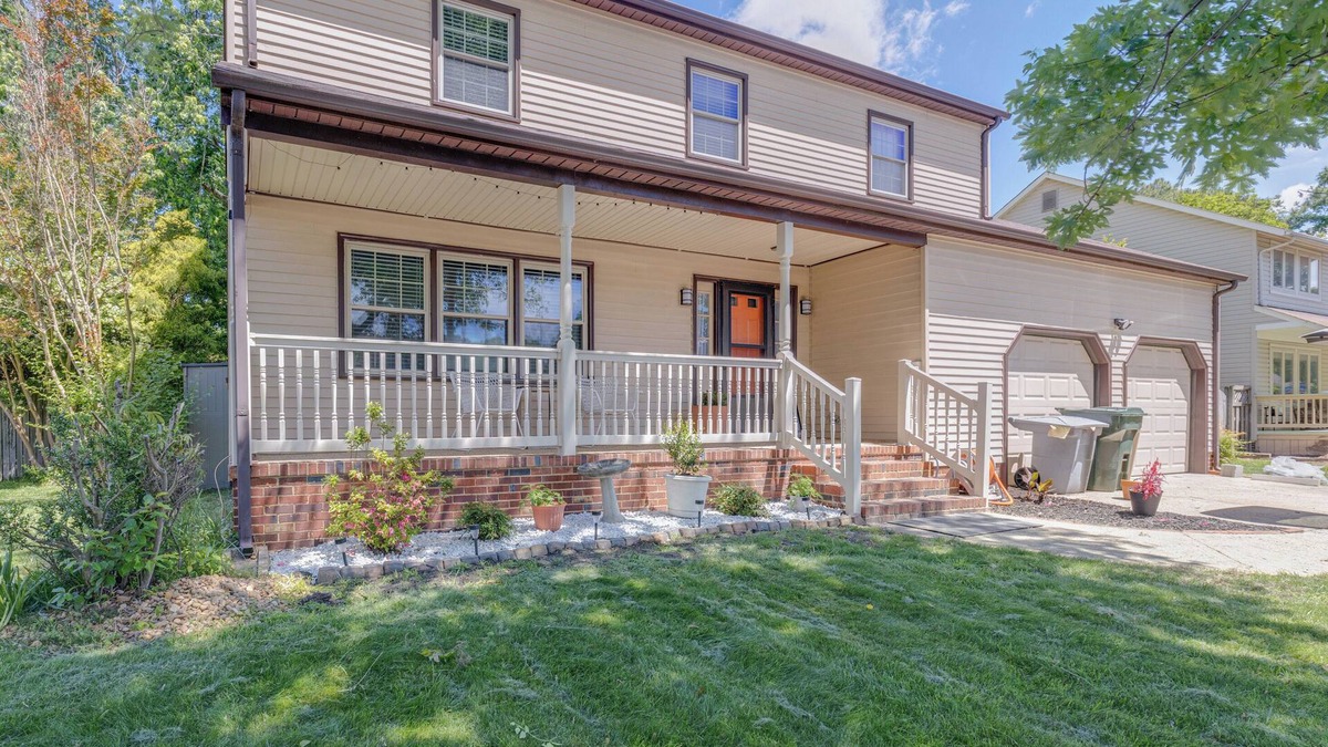 Hampton House | Spacious Hampton Home with a Private Backyard Oasis