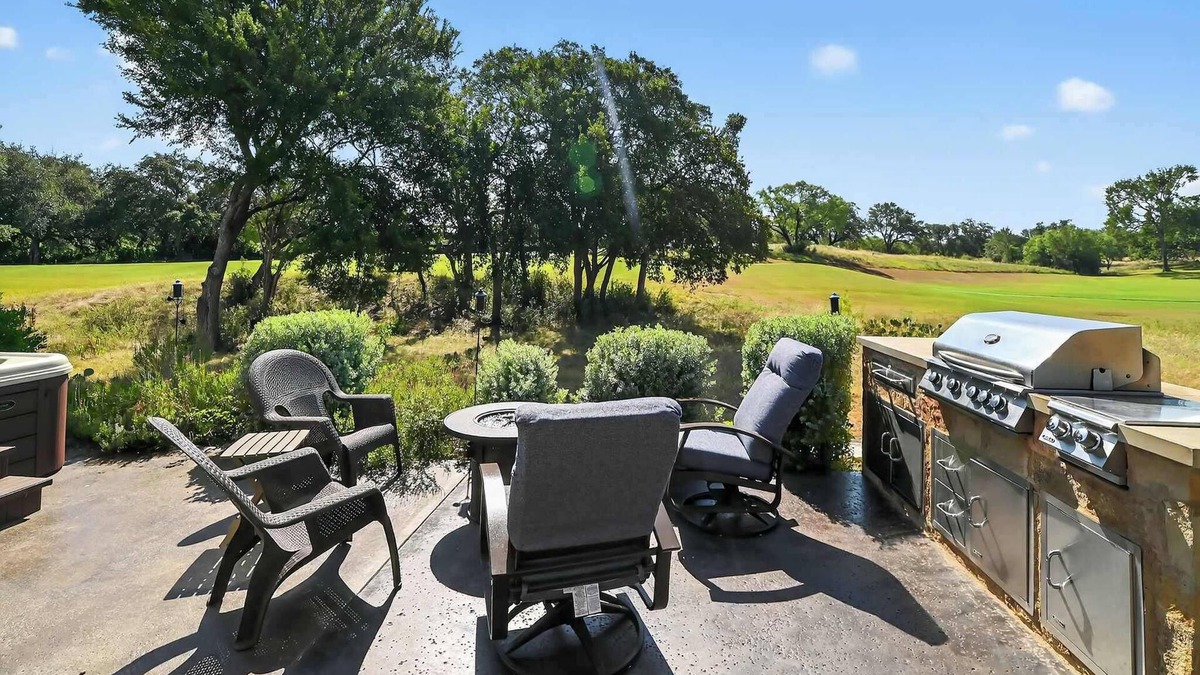 Horseshoe Bay West House | Spacious Hideout w/Casita, Hot Tub & Games