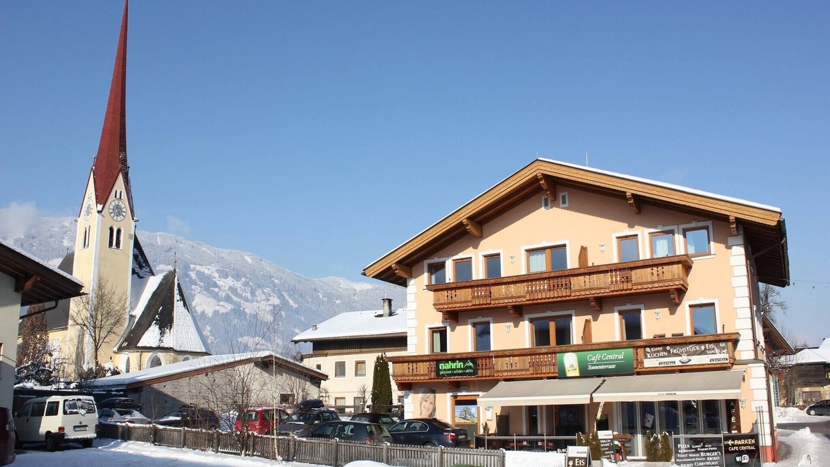 Uderns Apartment | Spacious holiday flat close to the ski area