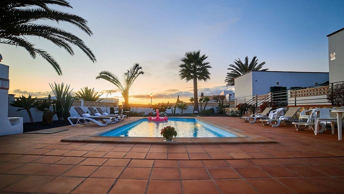 Villaverde House | Spacious Holiday Home in La Oliva