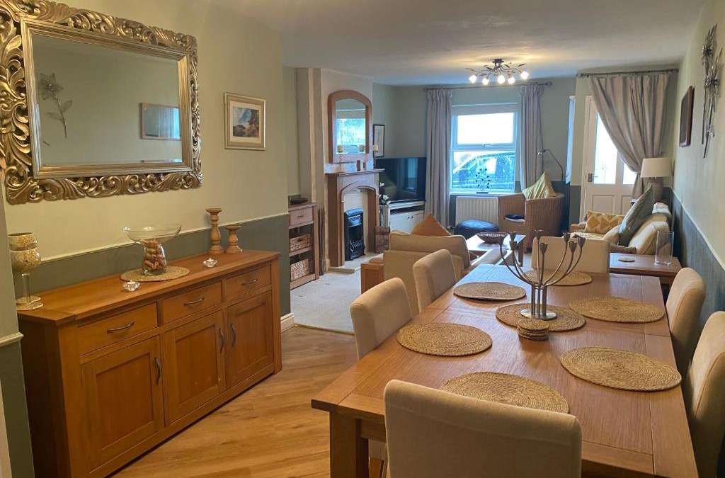 Rowrah House | Spacious Holiday Home in Cumbria