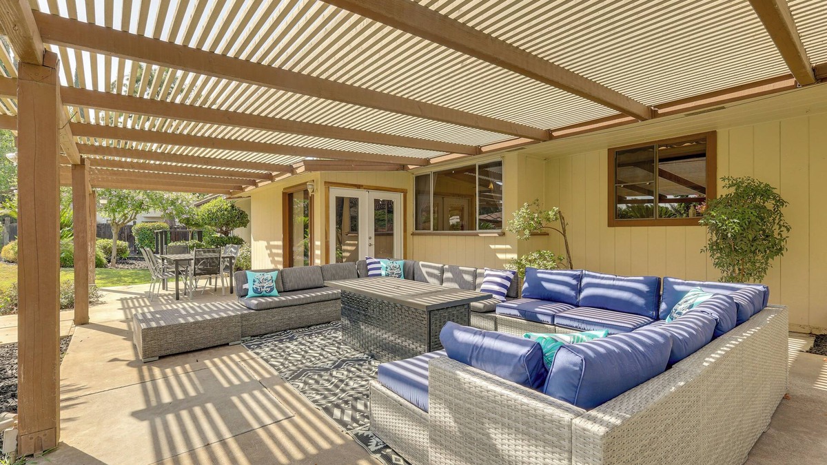 Roosevelt House | Spacious Home - 6 Mi to Downtown Fresno!