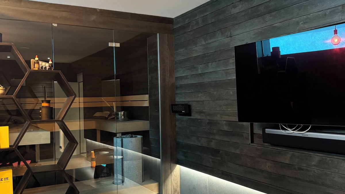 Alt-Wiedikon Villa | Spacious home away from home. Beautiful surroundings and very close to the city